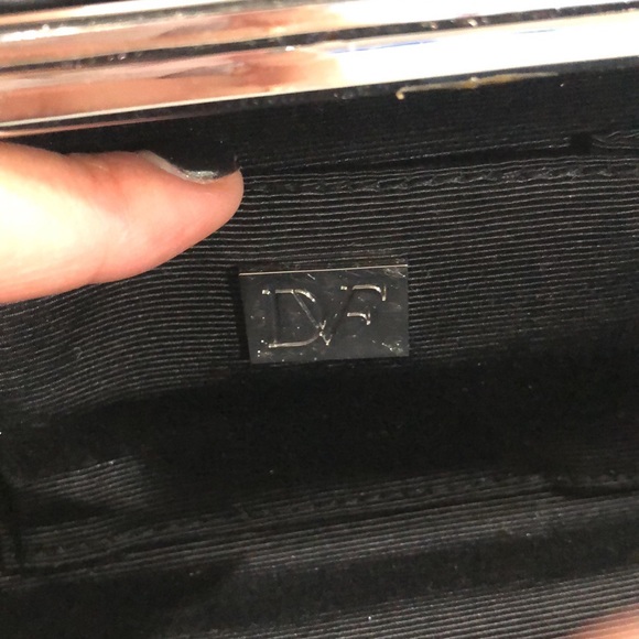 Diane von Furstenberg - Evening Clutch with Silver Chain (Leopard) - Picture 5 of 10